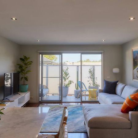 Vine Close Apartment Хийлсвил Екстериор снимка